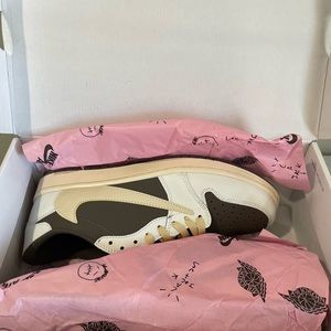 Travis Scott Jordan 1 Low Reverse Mocha Retro Basketball Shoes